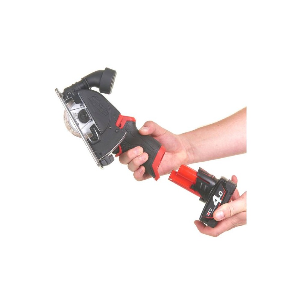 Mini multi-material cut-off machine 76mm M12 + 2 Batt. Milwaukee M12FCOT-422X 1Kg