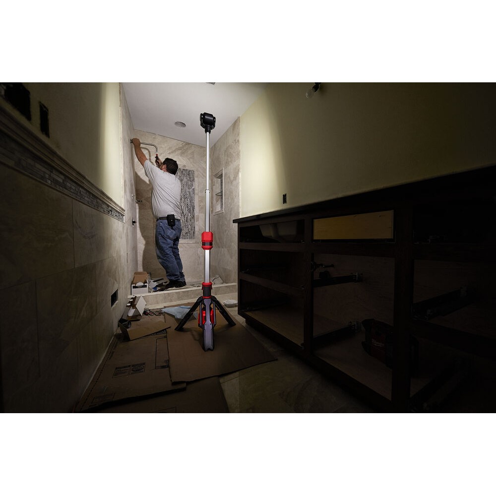 Torre Faro Led M12 1400 Lumen + Treppiede Milwaukee M12 SAL-0 Senza Batterie