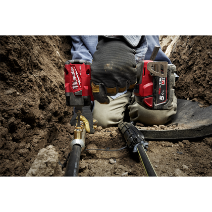 Avvitatore ad impulsi compatto attacco 1/2 quadro Milwaukee M18FIW2F12-502X