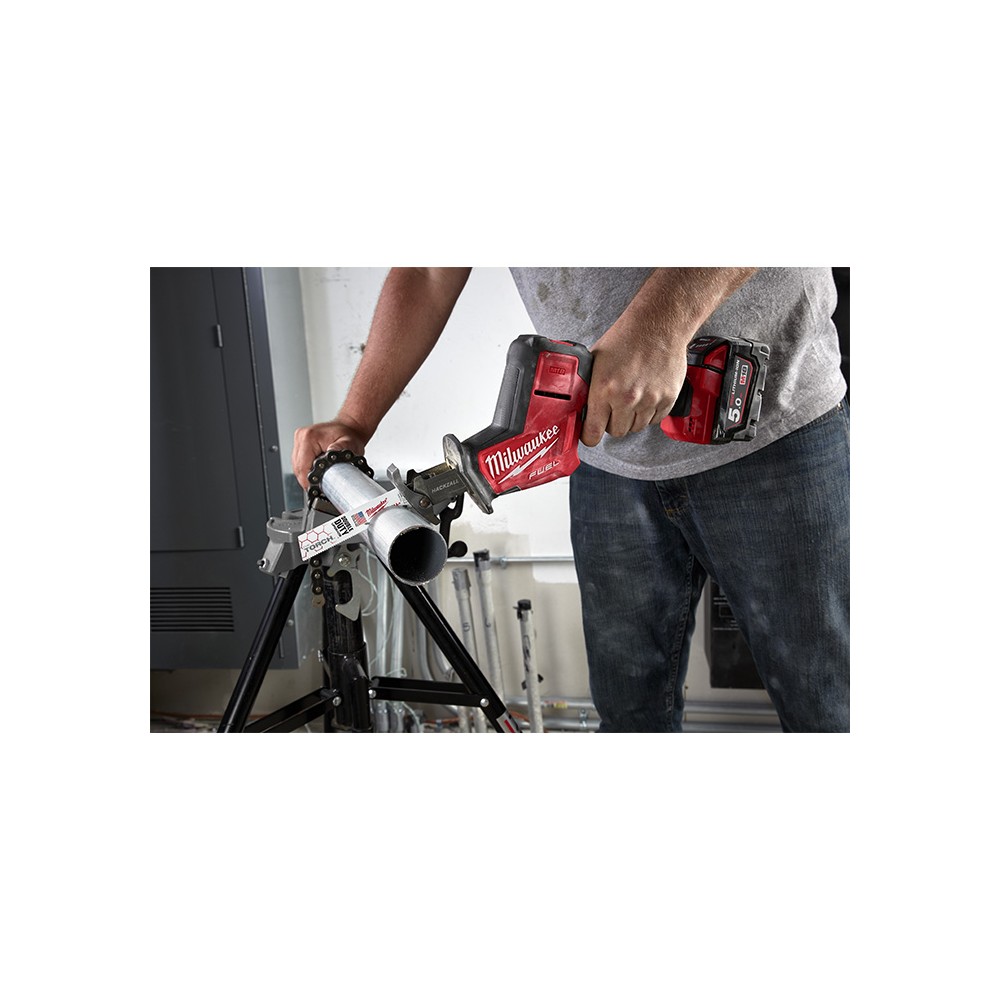 Straight Saw M18 + 2 Batt. 5Ah Milwaukee M18 FHZ-502X 5kg