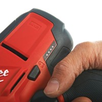 Seghetto diritto M12 + 2 Batt. 4Ah Milwaukee M12CHZ-402C 1,6Kg