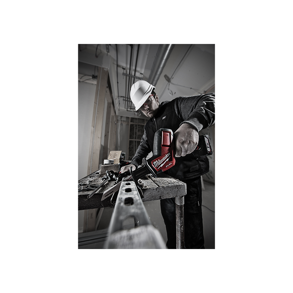 Seghetto diritto M12 + 2 Batt. 4Ah Milwaukee M12CHZ-402C 1,6Kg