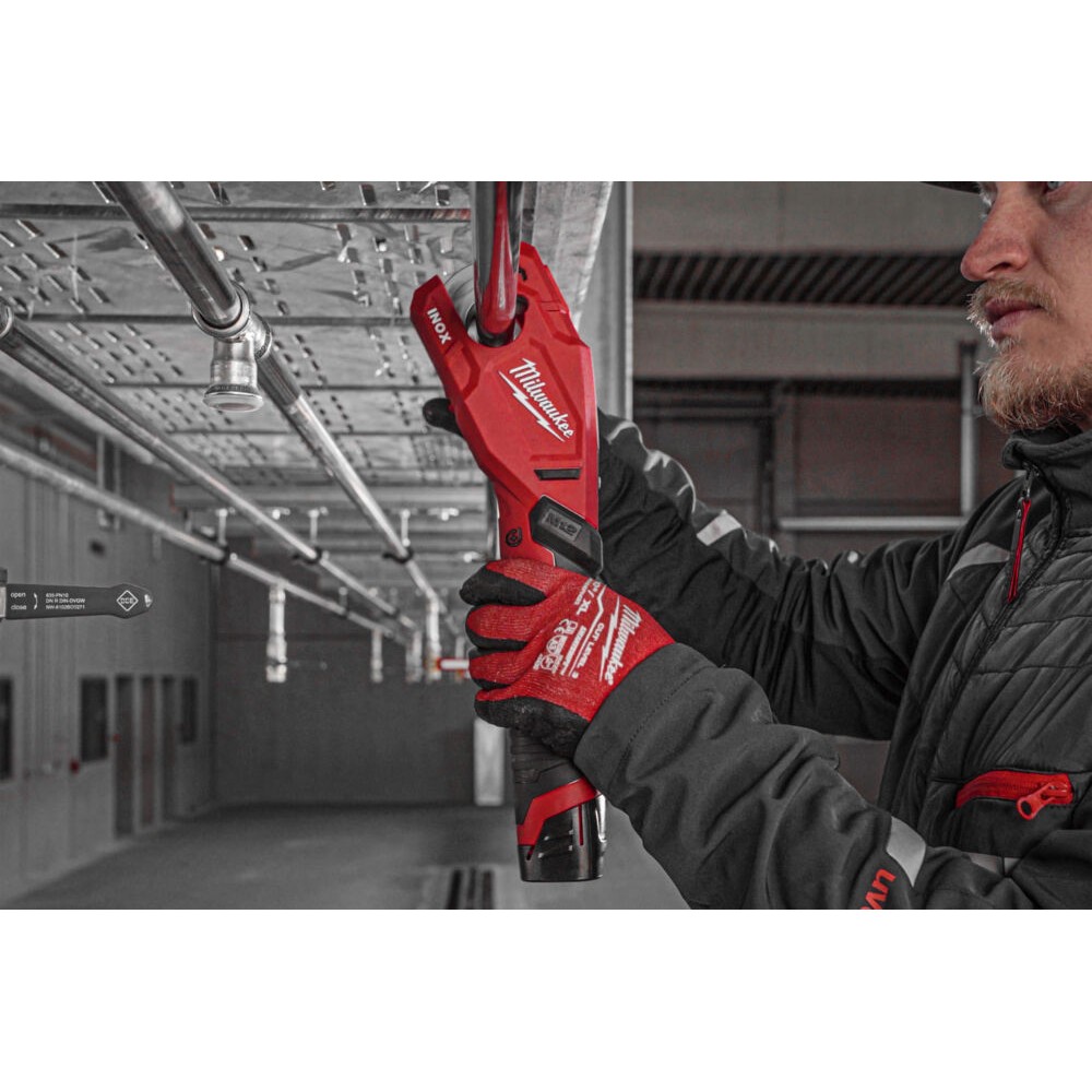 Pipe Cutter For Stainless Steel M12™ Raptor +2 Batt. 2ah Milwaukee M12 PCSS-202C