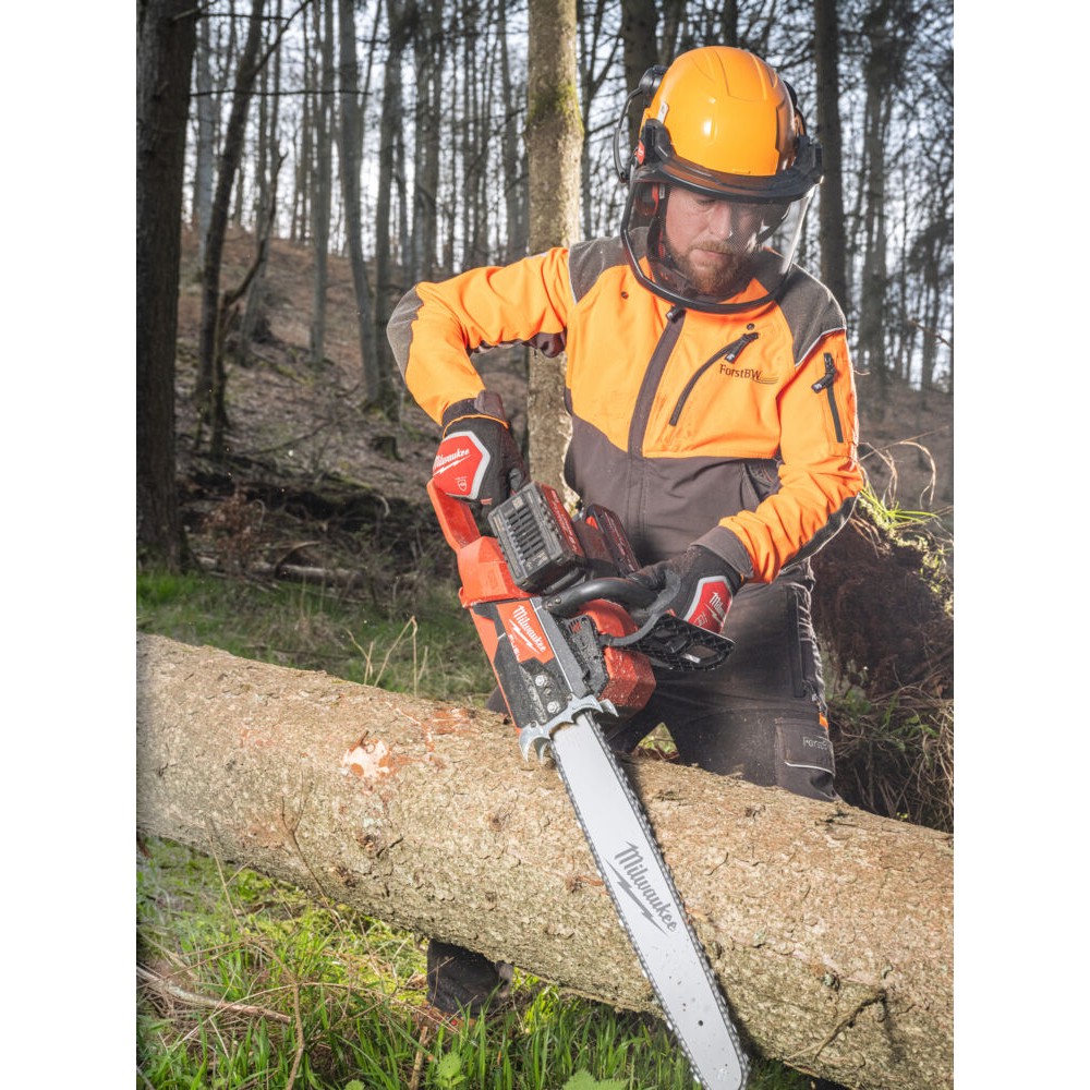GUANTI PER ELETTROSEGA/MOTOSEGA 10/XL Milwaukee 4932493542 GUANTI PER ELETTROSEGA/MOTOSEGA 10/XL Milwaukee 4932493542
